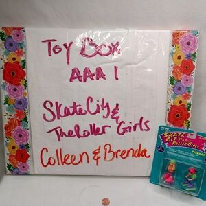Skate City & The Roller Girls Action Figure Set